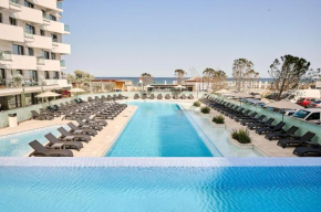 Infinity Everglow Apartment Spa&Pool Beach Resort-parking